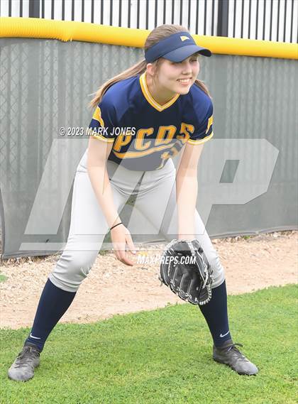 Thumbnail 1 in Phoenix Country Day (Seniors) photogallery.