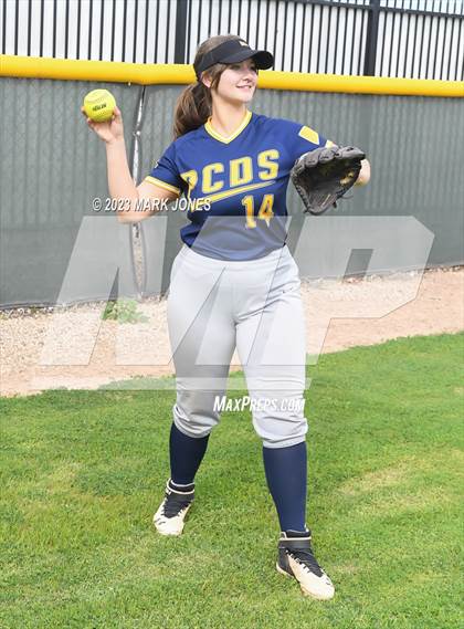 Thumbnail 2 in Phoenix Country Day (Seniors) photogallery.