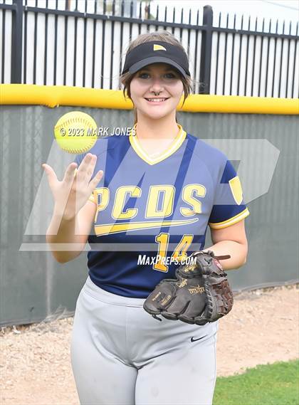 Thumbnail 2 in Phoenix Country Day (Seniors) photogallery.