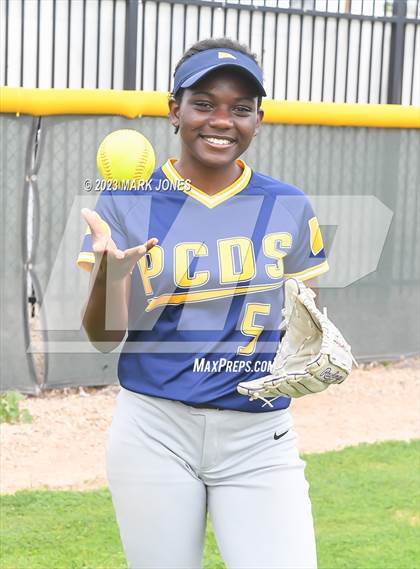Thumbnail 3 in Phoenix Country Day (Seniors) photogallery.