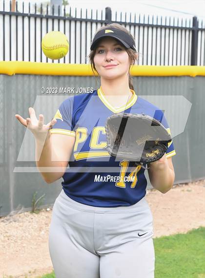 Thumbnail 2 in Phoenix Country Day (Seniors) photogallery.