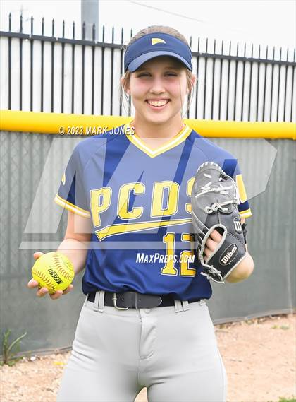 Thumbnail 1 in Phoenix Country Day (Seniors) photogallery.