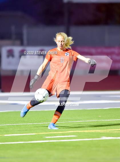 Thumbnail 3 in Cactus Shadows vs Higley photogallery.