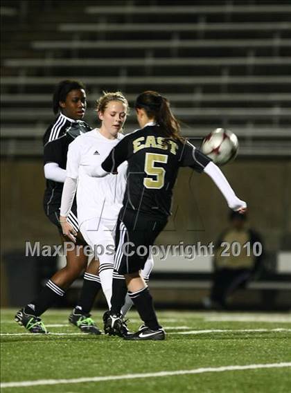 Thumbnail 2 in Plano East vs Plano photogallery.