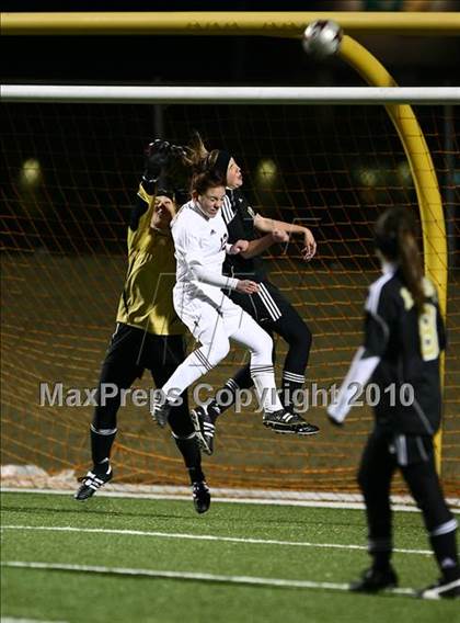 Thumbnail 3 in Plano East vs Plano photogallery.