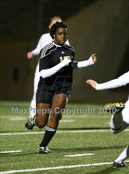 Thumbnail 2 in Plano East vs Plano photogallery.
