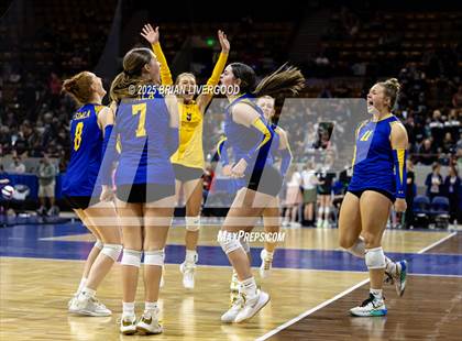Thumbnail 2 in Simla vs. Wiggins (CHSAA 2A Semifinal) photogallery.