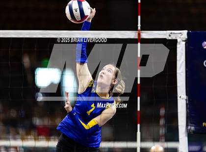 Thumbnail 3 in Simla vs. Wiggins (CHSAA 2A Semifinal) photogallery.