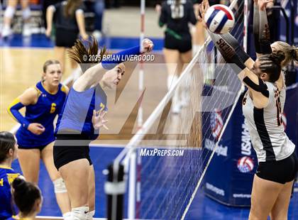 Thumbnail 2 in Simla vs. Wiggins (CHSAA 2A Semifinal) photogallery.