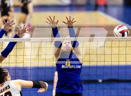 Thumbnail 2 in Simla vs. Wiggins (CHSAA 2A Semifinal) photogallery.