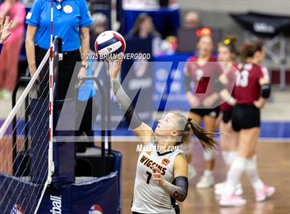 Thumbnail 1 in Simla vs. Wiggins (CHSAA 2A Semifinal) photogallery.