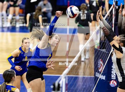 Thumbnail 1 in Simla vs. Wiggins (CHSAA 2A Semifinal) photogallery.