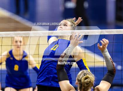 Thumbnail 3 in Simla vs. Wiggins (CHSAA 2A Semifinal) photogallery.
