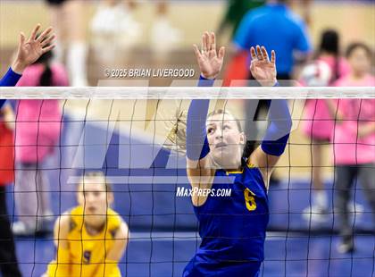 Thumbnail 1 in Simla vs. Wiggins (CHSAA 2A Semifinal) photogallery.