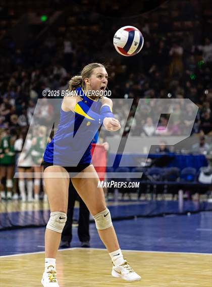 Thumbnail 3 in Simla vs. Wiggins (CHSAA 2A Semifinal) photogallery.