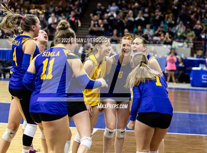 Thumbnail 3 in Simla vs. Wiggins (CHSAA 2A Semifinal) photogallery.