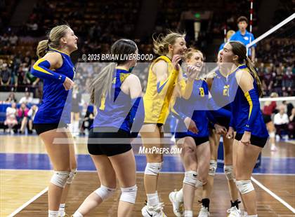 Thumbnail 3 in Simla vs. Wiggins (CHSAA 2A Semifinal) photogallery.