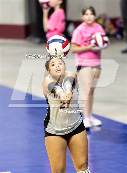 Thumbnail 2 in Simla vs. Wiggins (CHSAA 2A Semifinal) photogallery.