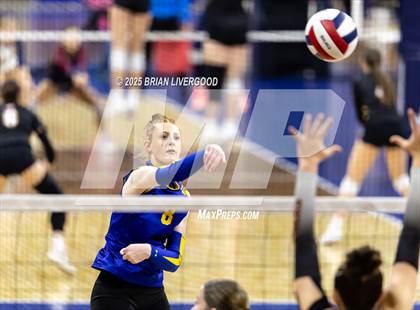 Thumbnail 3 in Simla vs. Wiggins (CHSAA 2A Semifinal) photogallery.