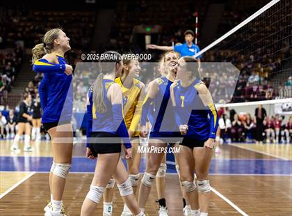 Thumbnail 1 in Simla vs. Wiggins (CHSAA 2A Semifinal) photogallery.