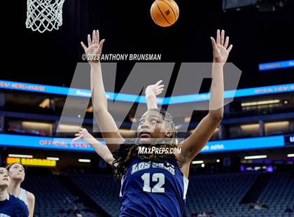 Thumbnail 1 in Los Osos vs.Colfax (CIF State D3 Final) photogallery.