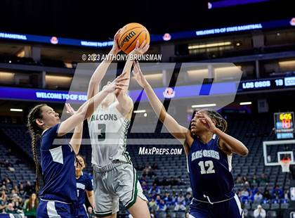 Thumbnail 2 in Los Osos vs.Colfax (CIF State D3 Final) photogallery.