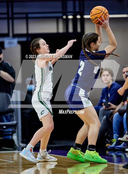 Thumbnail 3 in Los Osos vs.Colfax (CIF State D3 Final) photogallery.