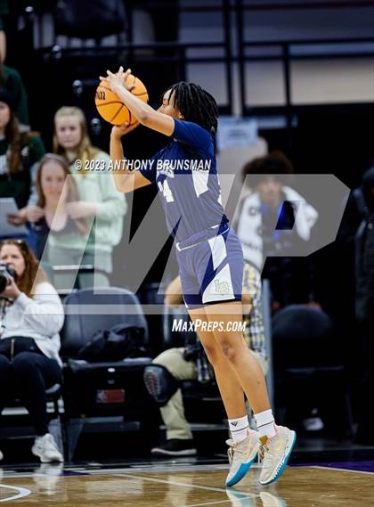 Thumbnail 2 in Los Osos vs.Colfax (CIF State D3 Final) photogallery.