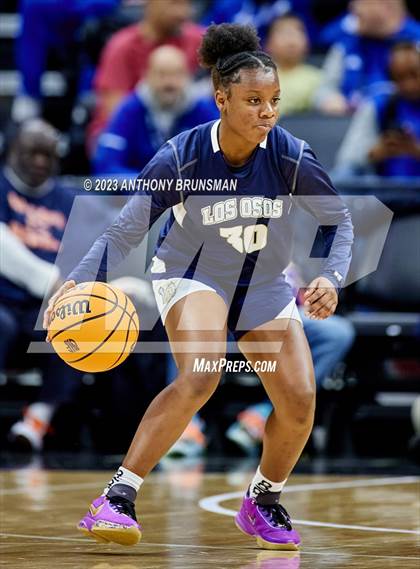 Thumbnail 3 in Los Osos vs.Colfax (CIF State D3 Final) photogallery.