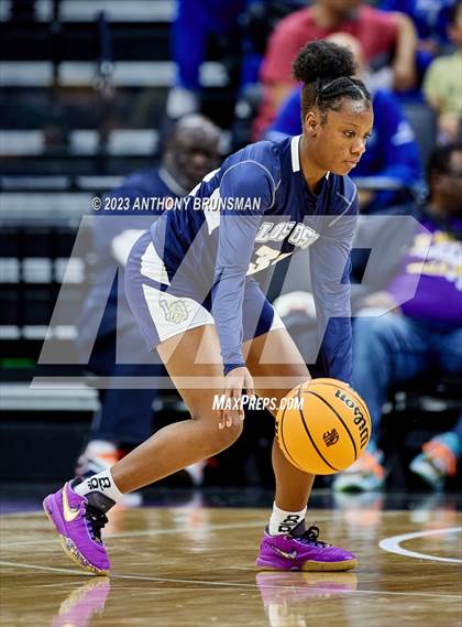 Thumbnail 2 in Los Osos vs.Colfax (CIF State D3 Final) photogallery.