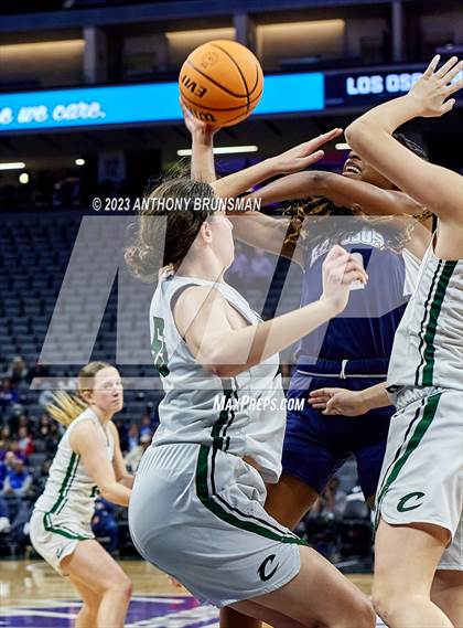 Thumbnail 2 in Los Osos vs.Colfax (CIF State D3 Final) photogallery.
