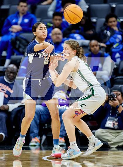 Thumbnail 3 in Los Osos vs.Colfax (CIF State D3 Final) photogallery.