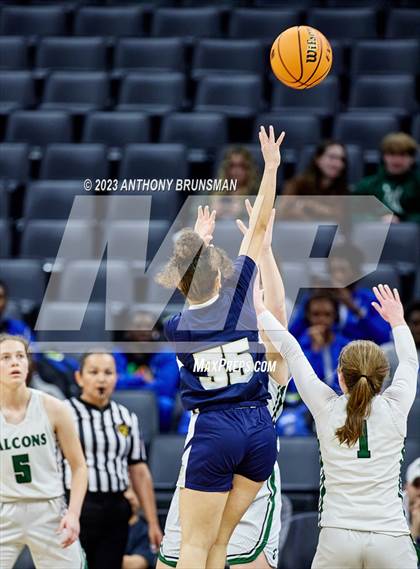 Thumbnail 3 in Los Osos vs.Colfax (CIF State D3 Final) photogallery.