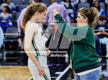 Thumbnail 3 in Los Osos vs.Colfax (CIF State D3 Final) photogallery.