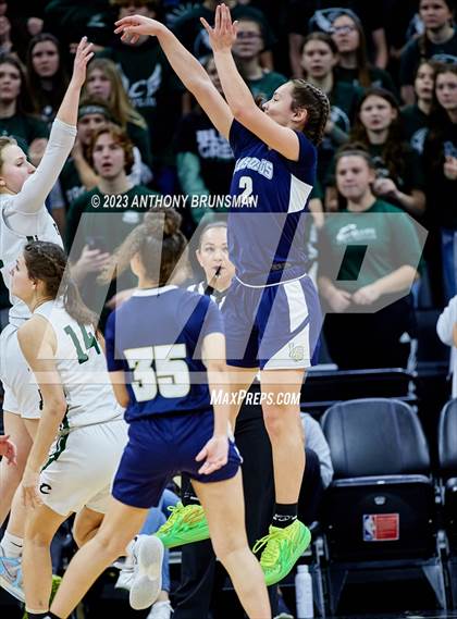 Thumbnail 1 in Los Osos vs.Colfax (CIF State D3 Final) photogallery.