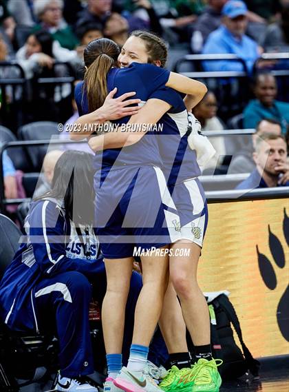 Thumbnail 2 in Los Osos vs.Colfax (CIF State D3 Final) photogallery.