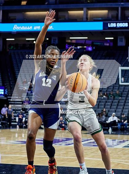 Thumbnail 1 in Los Osos vs.Colfax (CIF State D3 Final) photogallery.