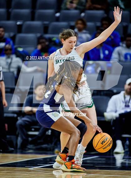 Thumbnail 3 in Los Osos vs.Colfax (CIF State D3 Final) photogallery.