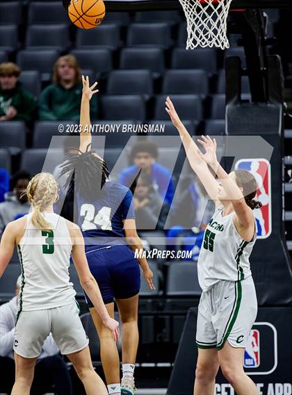 Thumbnail 1 in Los Osos vs.Colfax (CIF State D3 Final) photogallery.