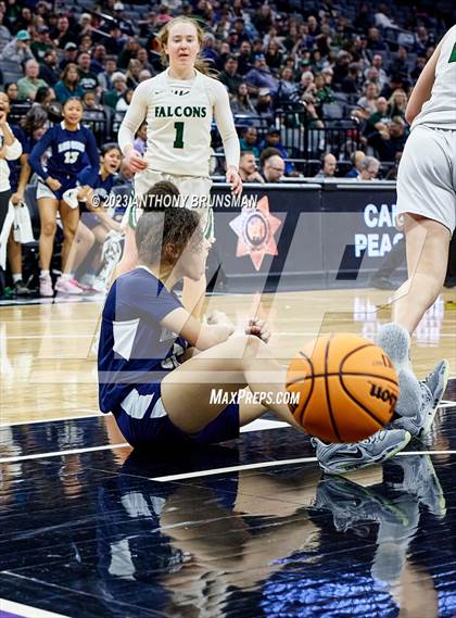 Thumbnail 3 in Los Osos vs.Colfax (CIF State D3 Final) photogallery.