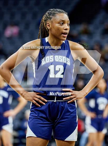 Thumbnail 1 in Los Osos vs.Colfax (CIF State D3 Final) photogallery.