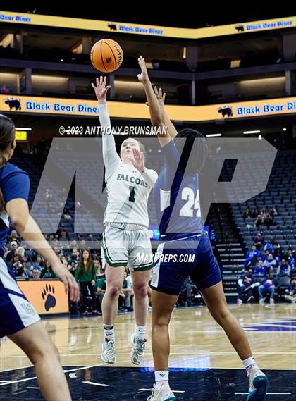 Thumbnail 2 in Los Osos vs.Colfax (CIF State D3 Final) photogallery.