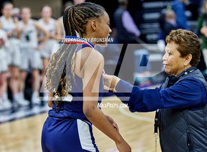 Thumbnail 3 in Los Osos vs.Colfax (CIF State D3 Final) photogallery.