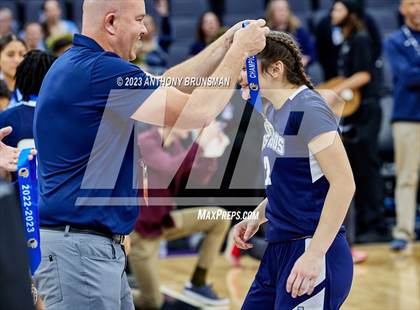 Thumbnail 1 in Los Osos vs.Colfax (CIF State D3 Final) photogallery.