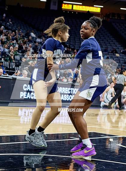 Thumbnail 1 in Los Osos vs.Colfax (CIF State D3 Final) photogallery.