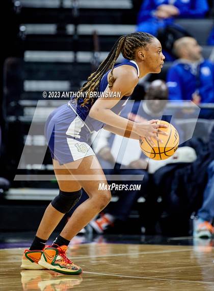 Thumbnail 1 in Los Osos vs.Colfax (CIF State D3 Final) photogallery.