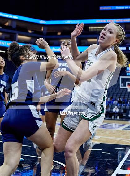 Thumbnail 2 in Los Osos vs.Colfax (CIF State D3 Final) photogallery.