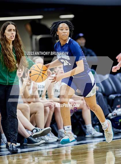 Thumbnail 2 in Los Osos vs.Colfax (CIF State D3 Final) photogallery.
