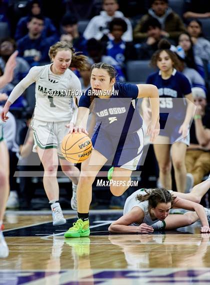 Thumbnail 3 in Los Osos vs.Colfax (CIF State D3 Final) photogallery.