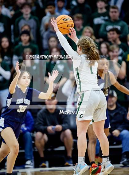 Thumbnail 1 in Los Osos vs.Colfax (CIF State D3 Final) photogallery.